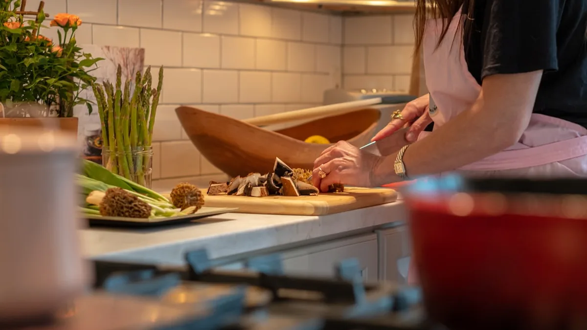 Cuisiner des champignons : nettoyage, cuisson et recettes simples