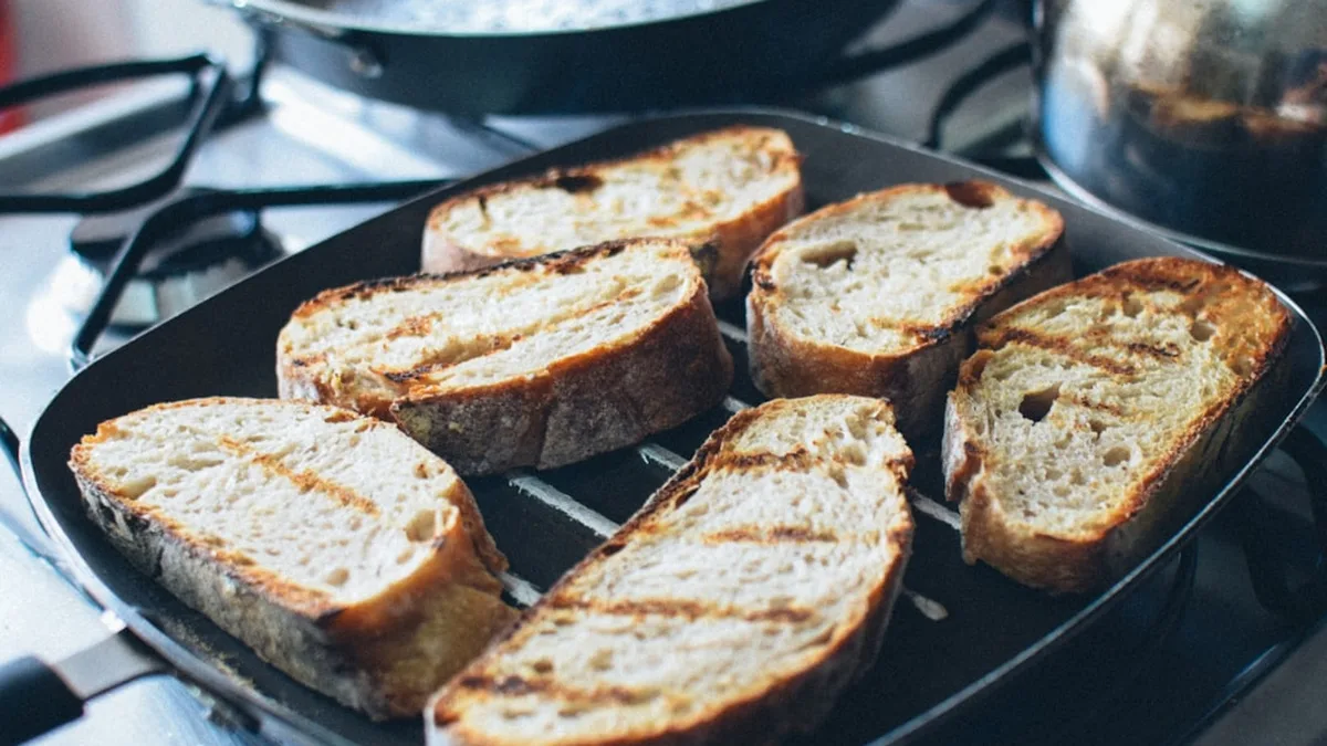 Recettes anti-gaspillage : que faire avec du pain rassis