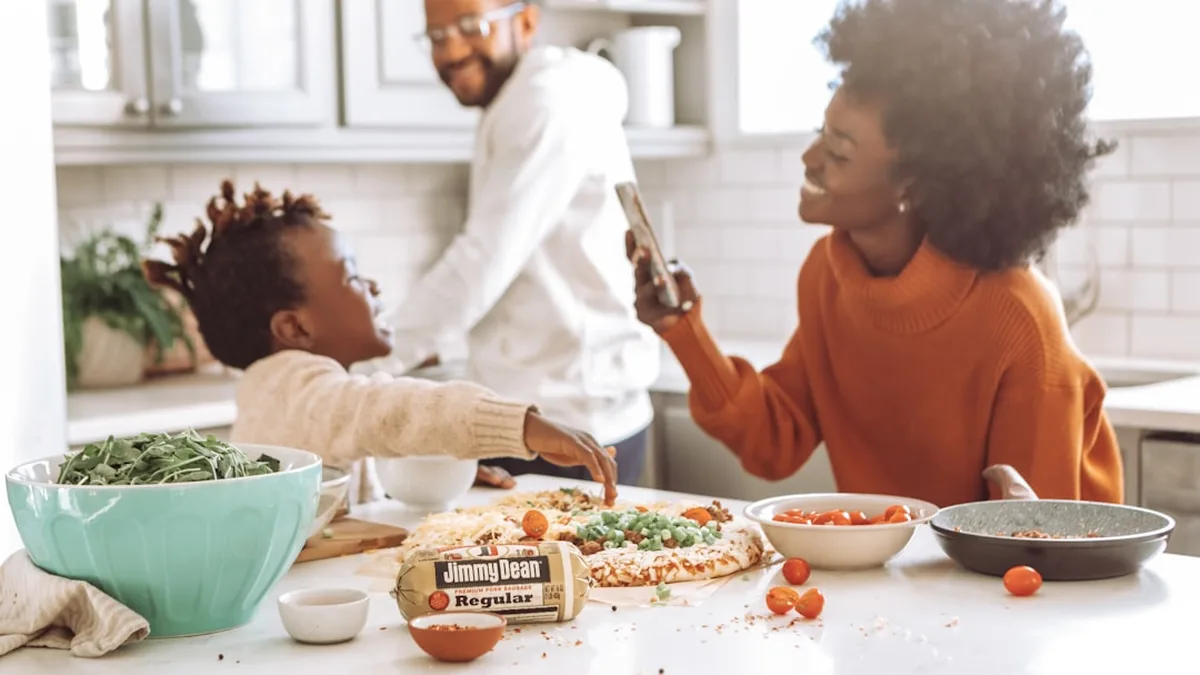 Famille en petit logement : les aménagements qui changent tout